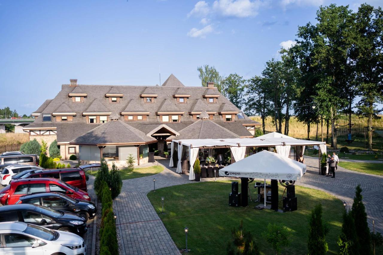 Hotel & Spa **** Kasztel Uniejow Exterior foto